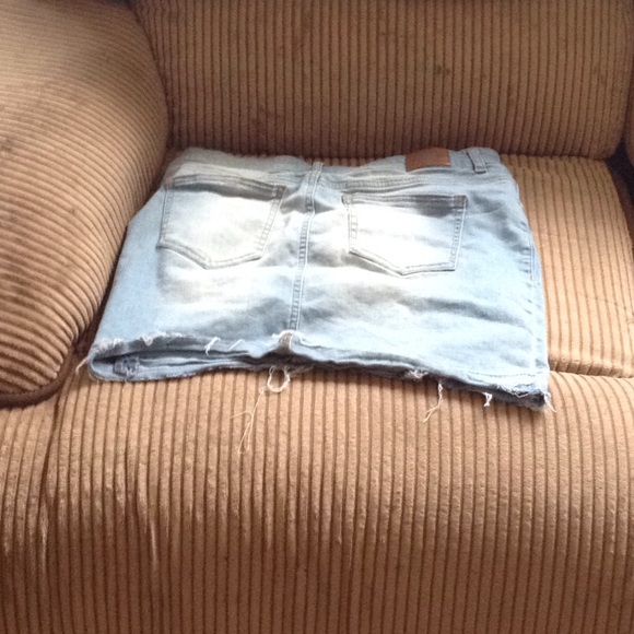 Jean skirt - Picture 2 of 3